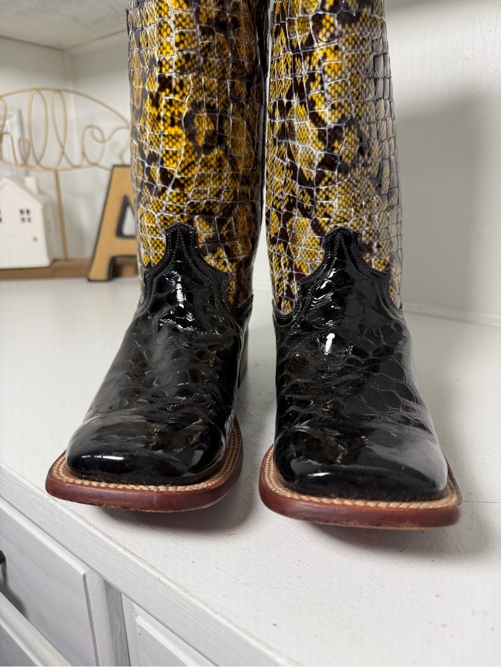 Ferrini Womens 10B Black Patent Snake Print Cowboy Boots Exotic Western - Picture 4 of 9